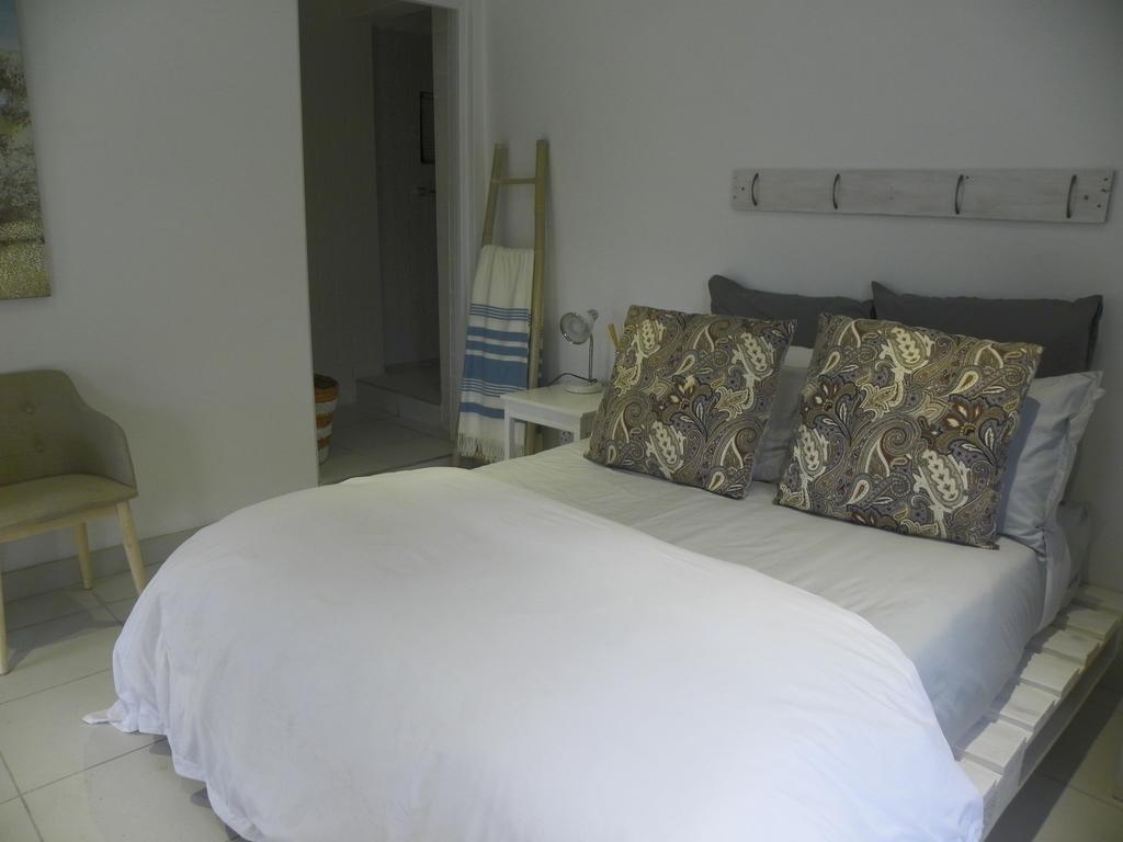 Blue'S Guest House - East London Bonza Bay Zewnętrze zdjęcie