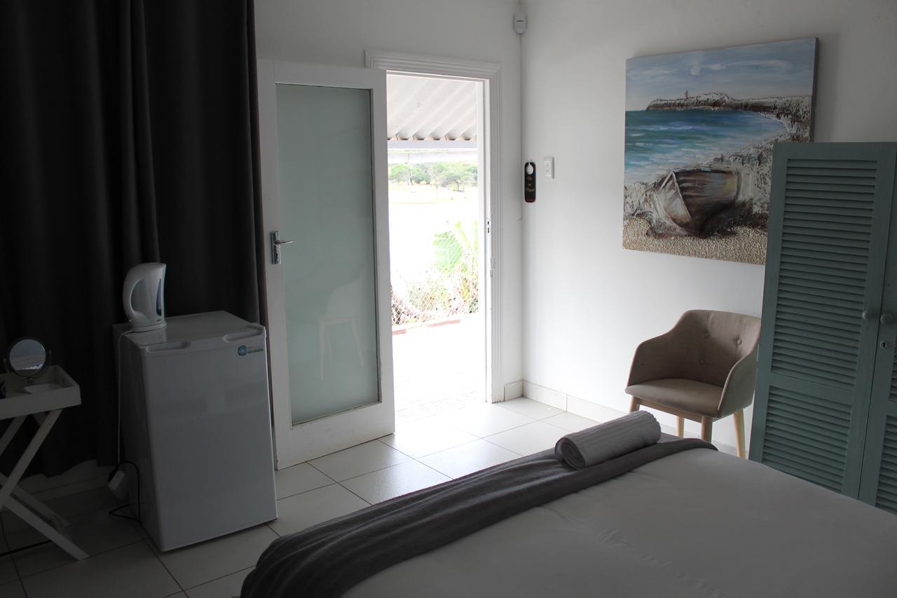 Blue'S Guest House - East London Bonza Bay Zewnętrze zdjęcie